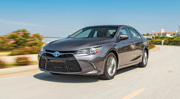 Toyota Camry Rental with Driver for 8-10 Hours within Yerevan